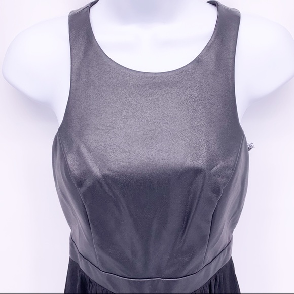 BCBG Black Faux Leather and Lace Mini Dress Sz 0 - Picture 2 of 9